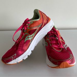 Saucony Women's Natural Series Kinvara 6 Running Shoes Size 8 Pink